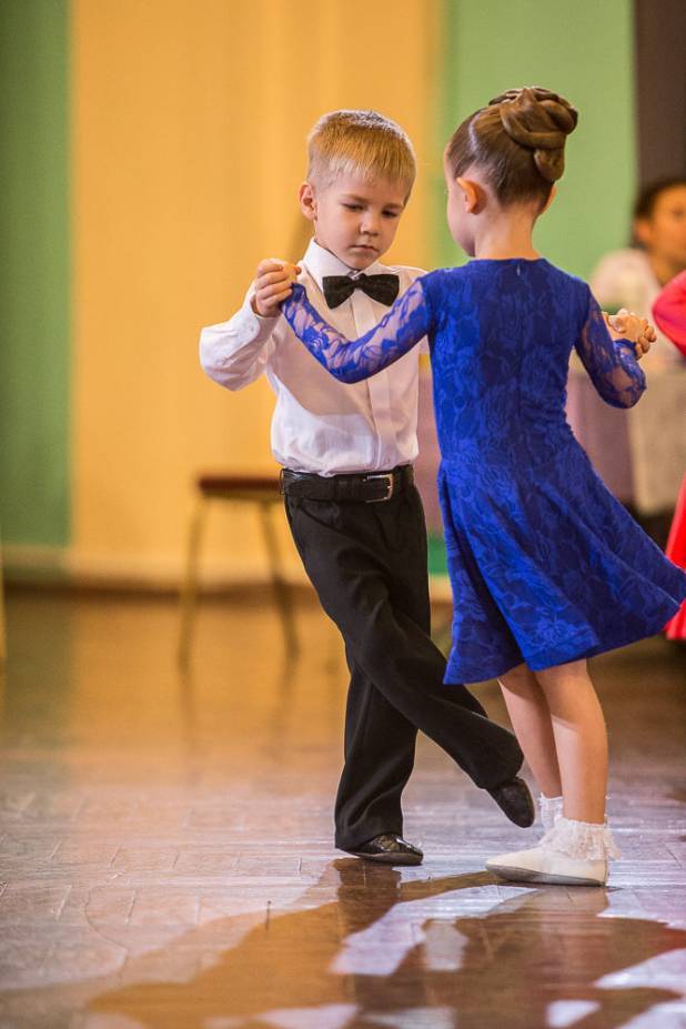 Ребенок стесняется танцевать - как помочь это преодолеть?