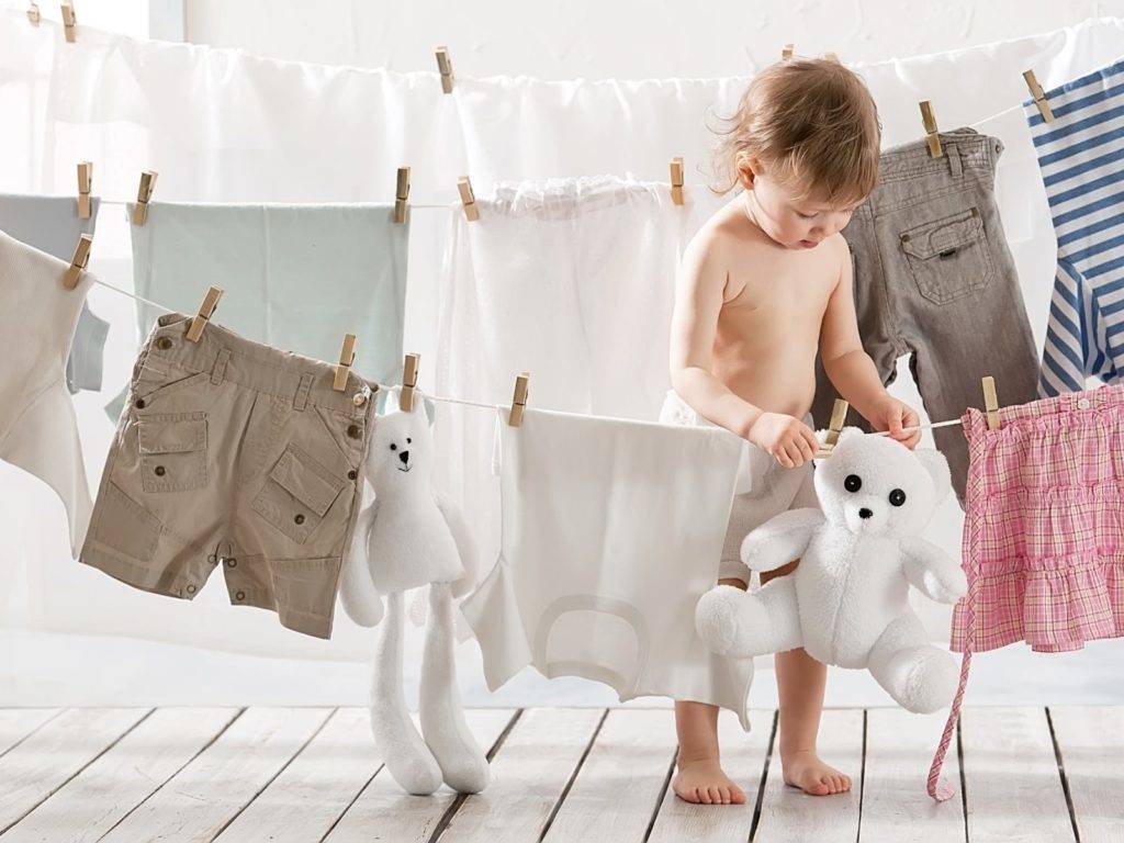 Чем стирать вещи для новорожденных – какой порошок и температура должна быть?