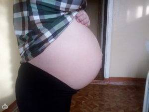 Каменеет живот на 40 неделе. 37 Недель беременности каменеет живот. 36-37 Недель беременности каменеет живот. Живот на 28 неделе беременности у первородящих. 39 Недель беременности каменеет живот.