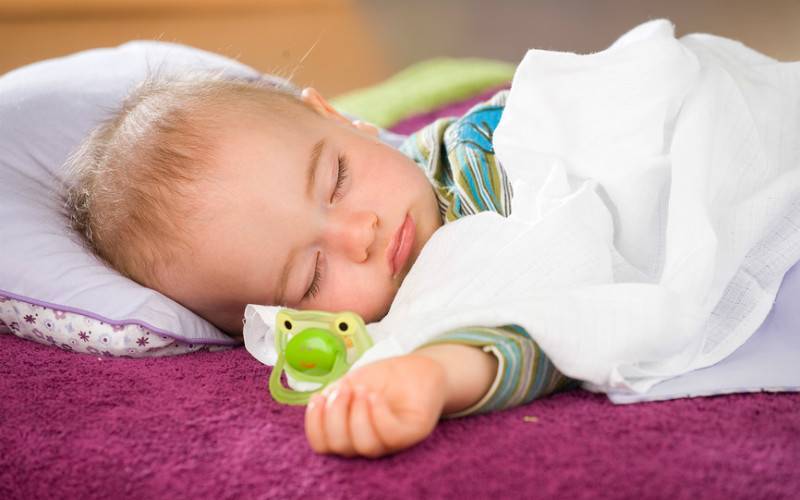Правильное отучение ребенка от соски: как засыпать ночью малышу без пустышки