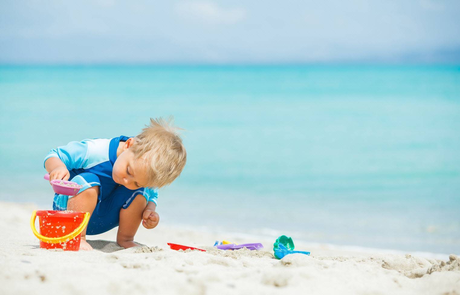 Лайфхаки на море с ребенком: 9 полезных советов для родителей