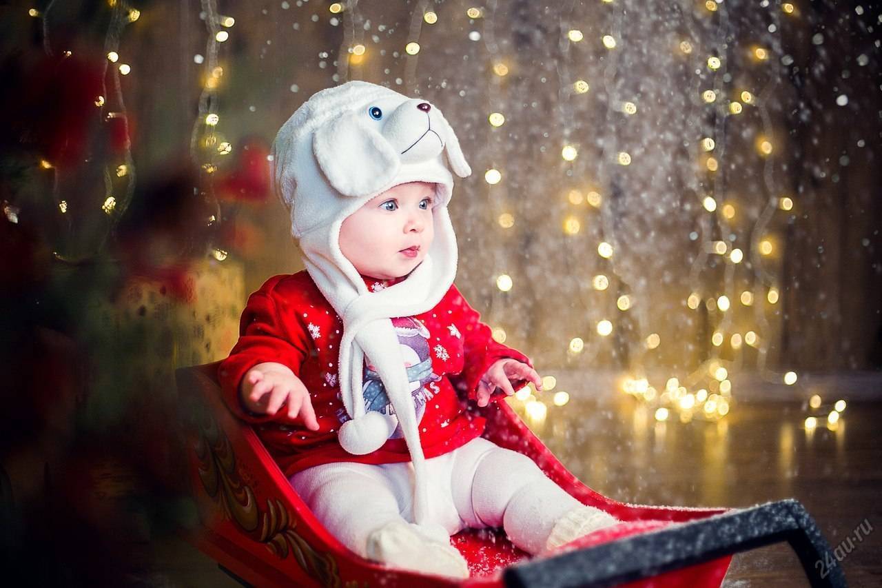 Christmas baby. Детские новогодние фотосессии. Новогодняя фотосессия с малышом. Новогодняя фотосъемка детей. Новогодний детский фотосет.