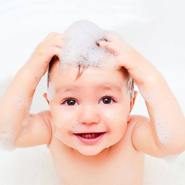 Что делать, если ребенок боится мыть голову