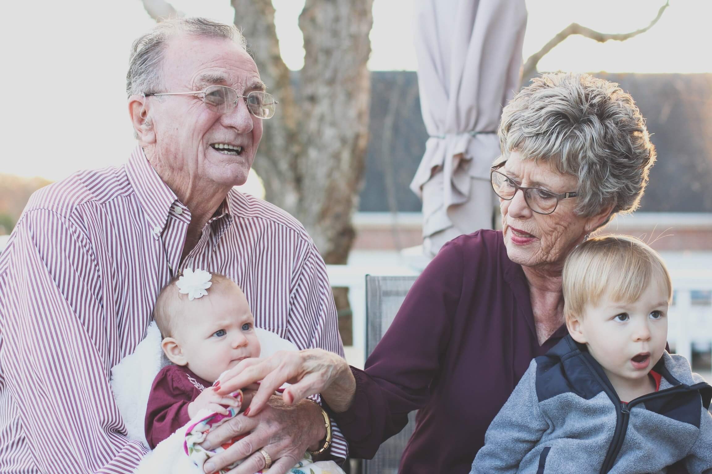 Отношения с бабушками и дедушками: как их наладить?