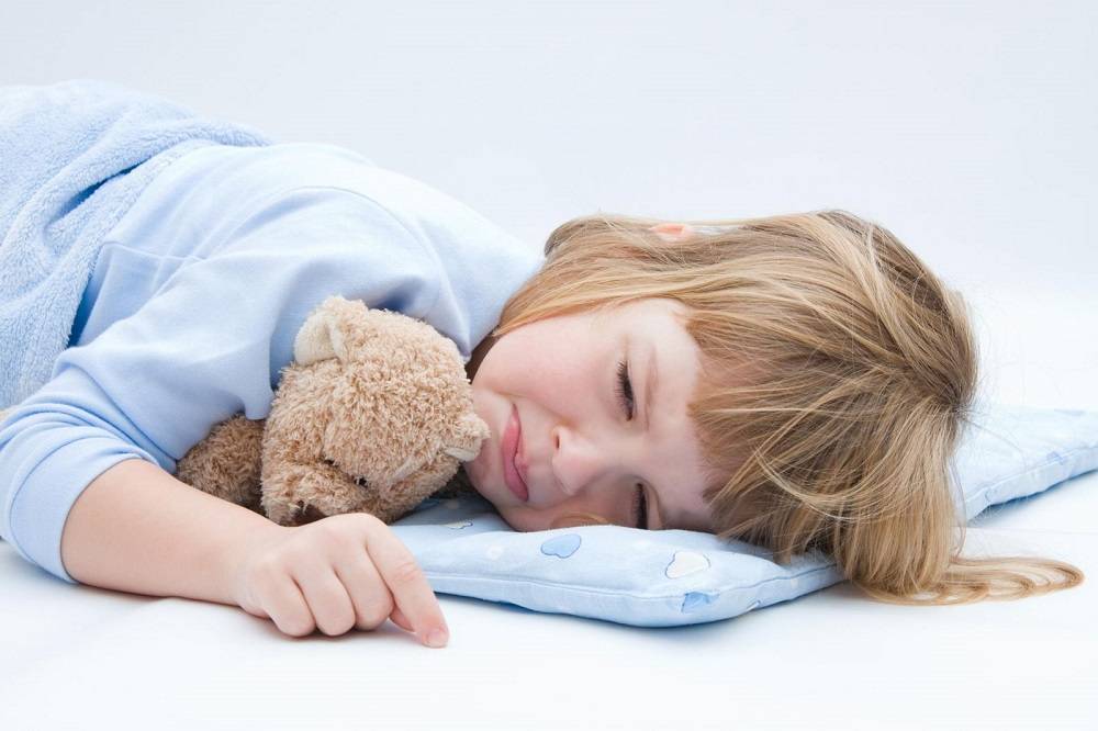 Ребенок храпит во сне: стоит ли бить тревогу?
