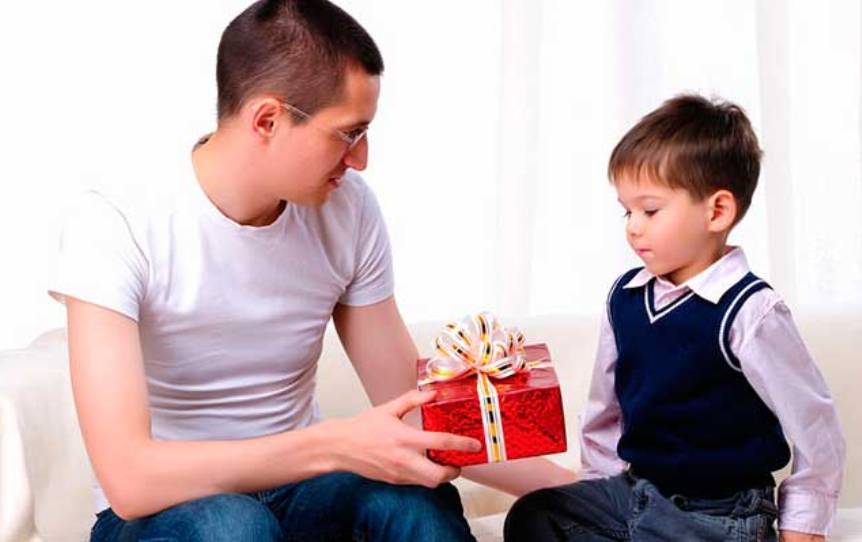 Что подарить мальчику на 6 лет - сборник крутых идей и советов по выбору подарков