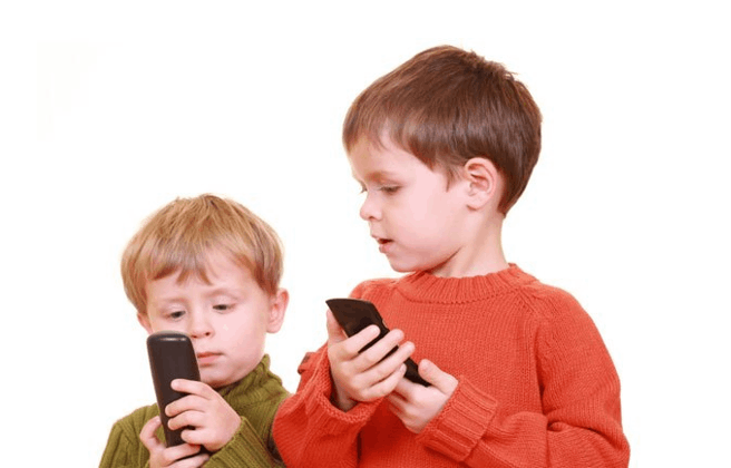 Дети и гаджеты: изучение вопроса влияния телефона на ребенка | unisave kids