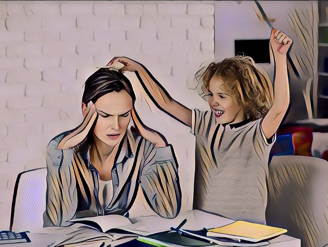 Раздражает мать