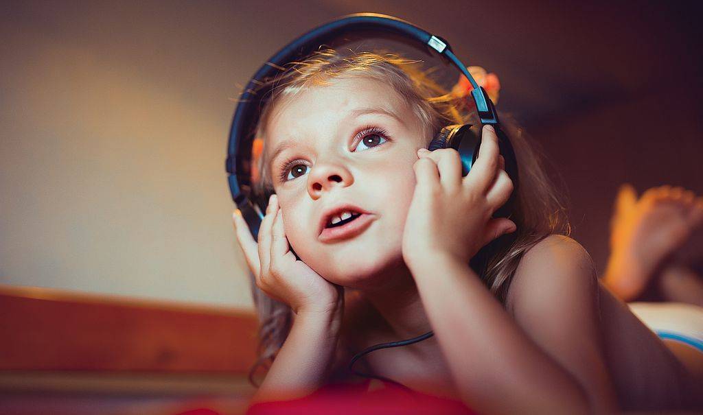 5 весомых преимуществ аудиокниг для детей