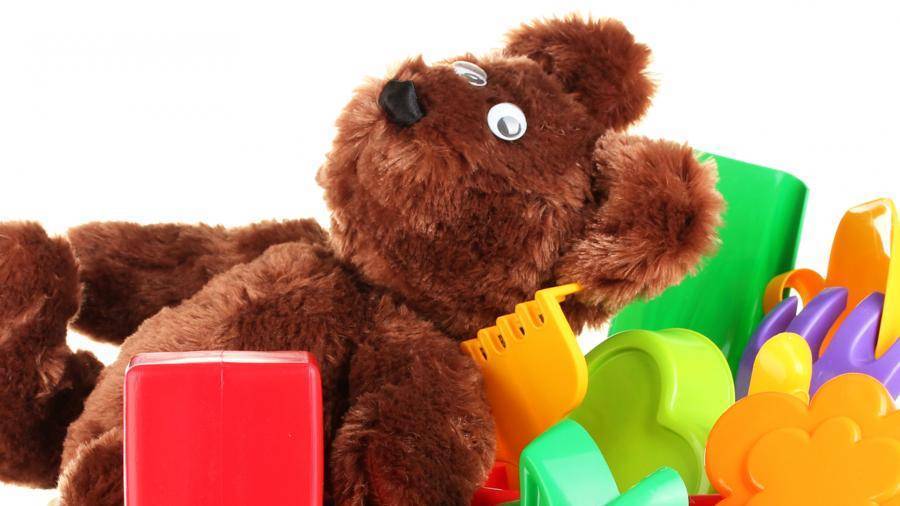 Опасные игрушки для детей: что нельзя покупать малышам разного возраста