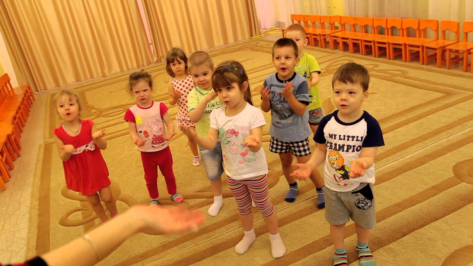 Детские танцы с движениями под музыку с повтором для дошкольников