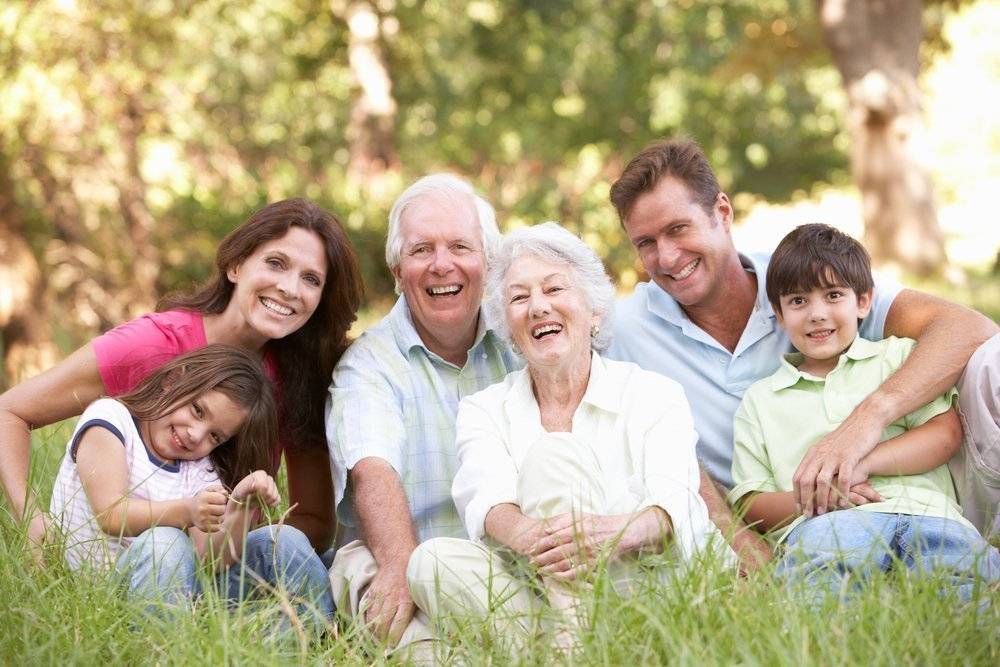 Бабушки и дедушки в жизни ребенка