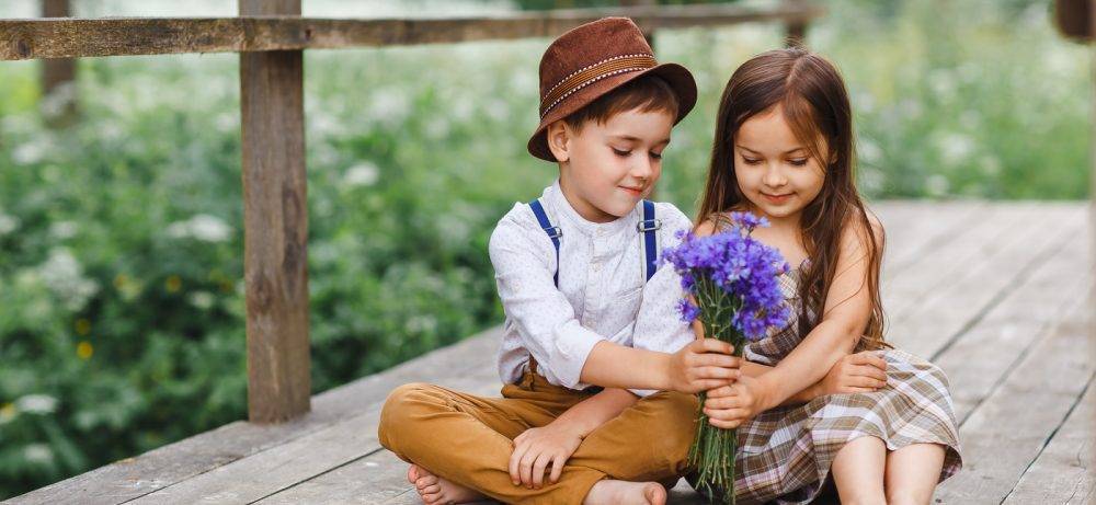 5 языков любви: как вести себя с ребенком, чтобы он чувствовал себя любимым?