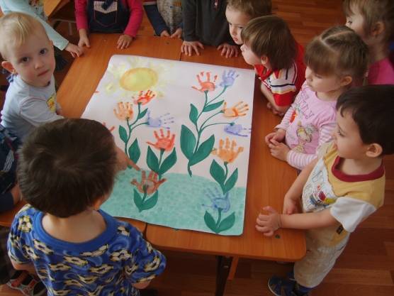 Рисование в младшей группе детского сада: как проводить занятия на выбранную тему