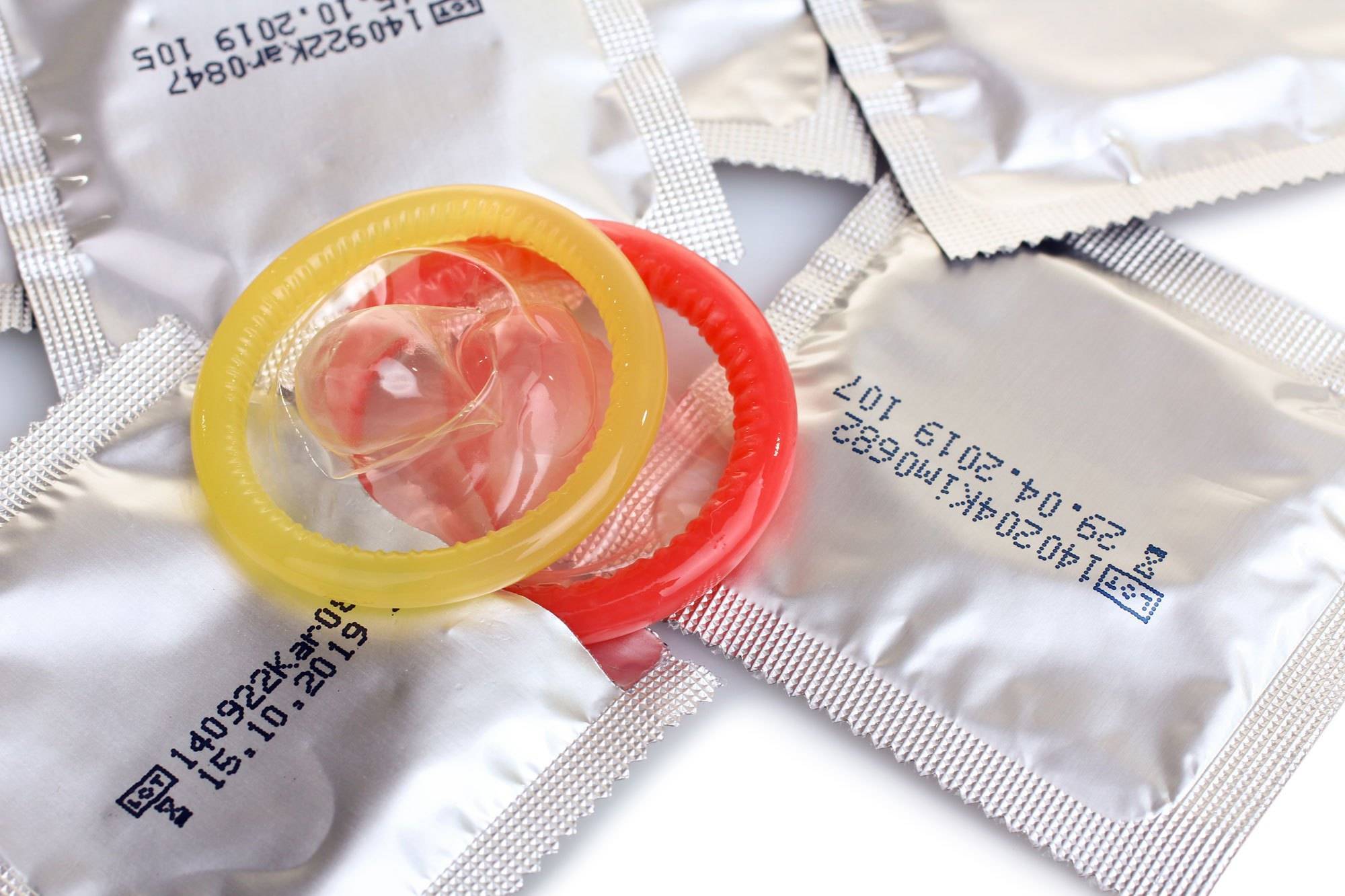 Срок годности презервативов разных марок и условия хранения