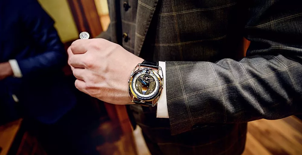 На какой руке носят часы мужчины по этикету ⌚